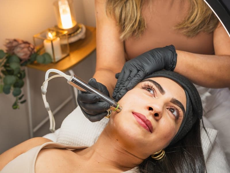 Add-On: Hydrodermabrasion HydroLUX